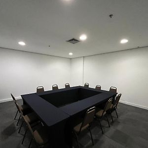 Flat Hotel Slaviero Gru 2 Quartos Ate 6P | Delfhy